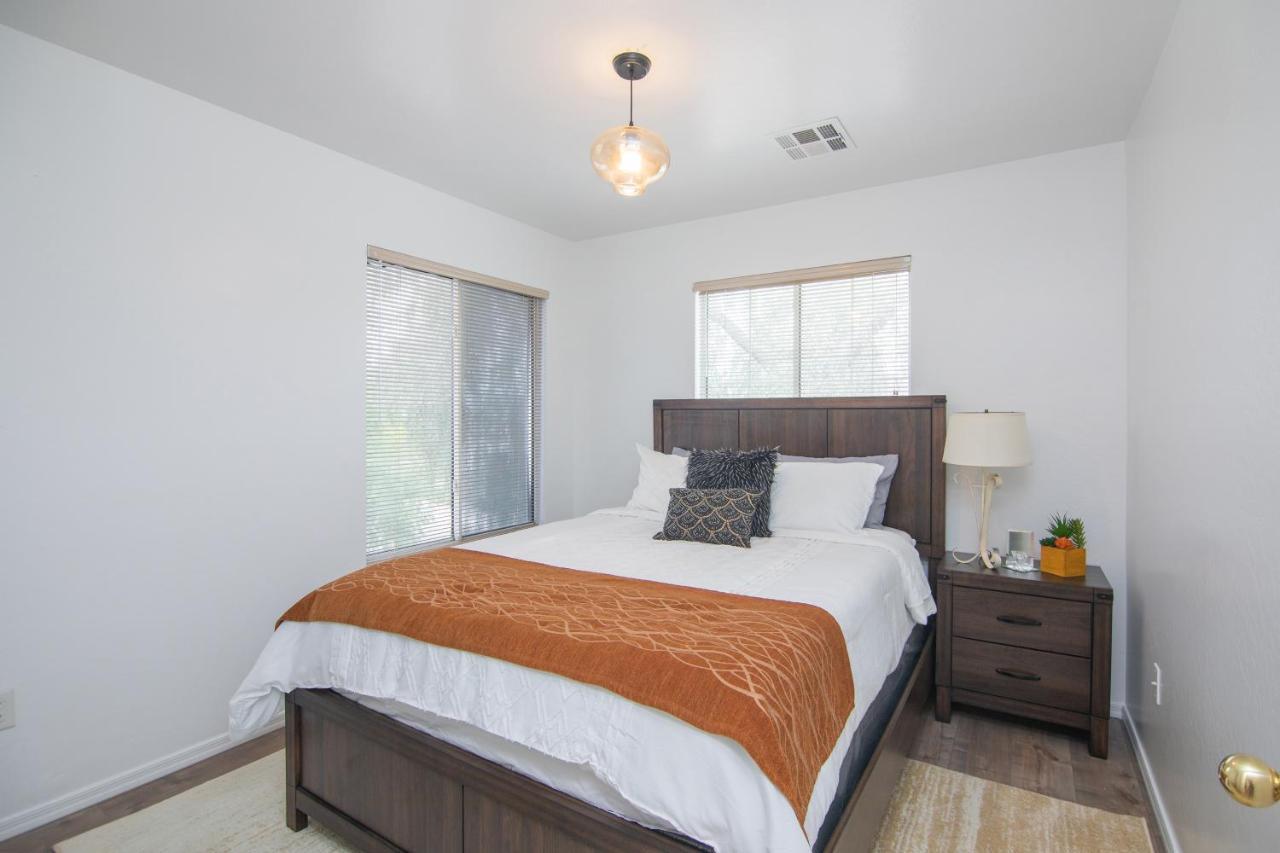 Stylish Home Phoenix - Low Rates Now! Εξωτερικό φωτογραφία