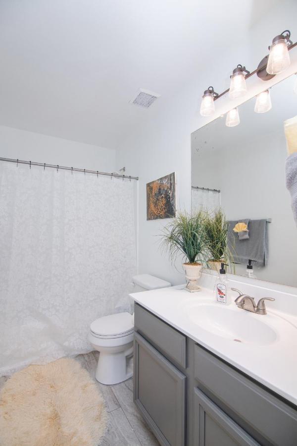 Stylish Home Phoenix - Low Rates Now! Εξωτερικό φωτογραφία